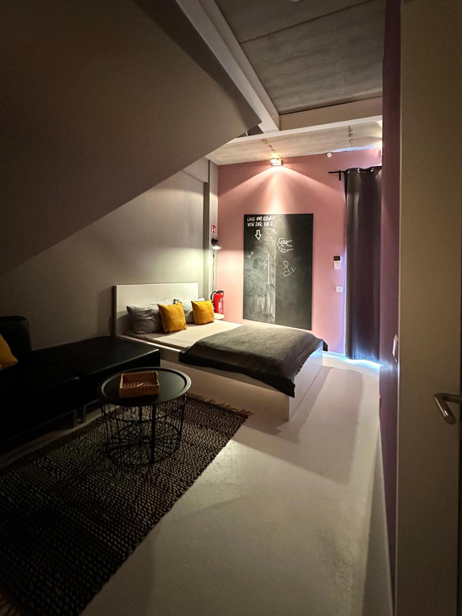 Guestroom By "Farbgestalt" Sarstedt Exterior photo